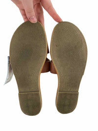 Universal Thread Ladies Size 7.5 Flip Flops