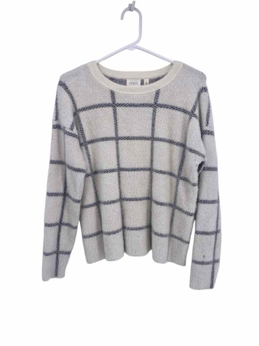 Cyrus Ladies Size S Sweater