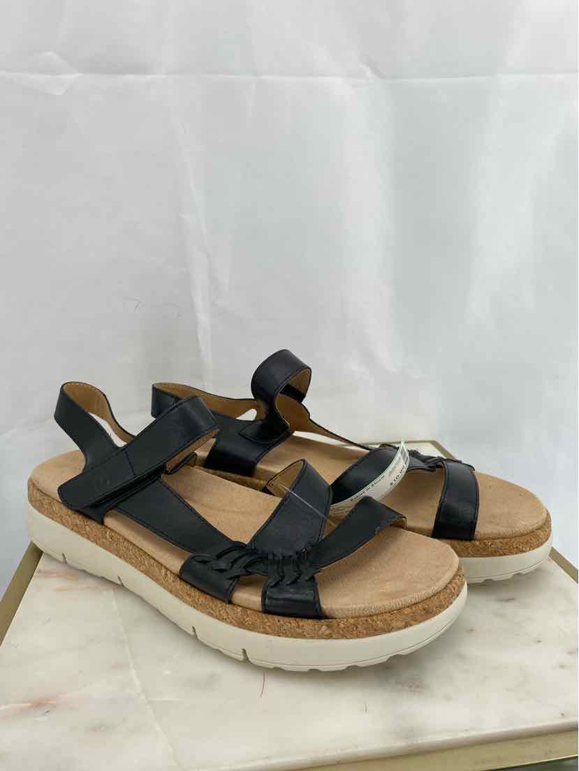 Easy Spirit Ladies Size 12 Shoes