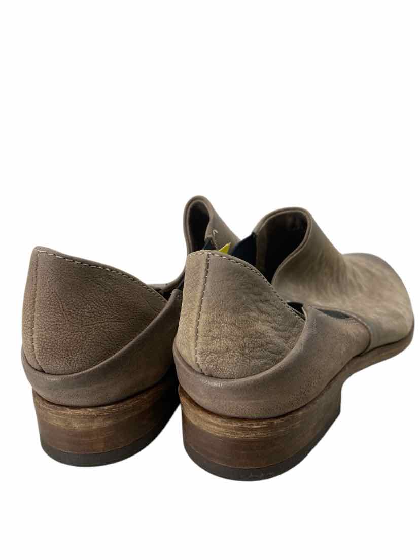Free People Ladies Size 58/7 Shoes