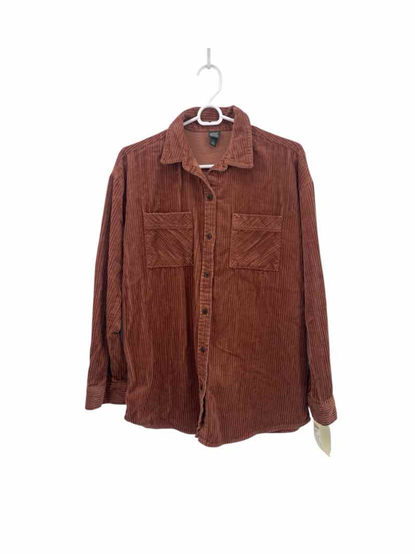 Wild Fable Ladies Size Medium Shirt