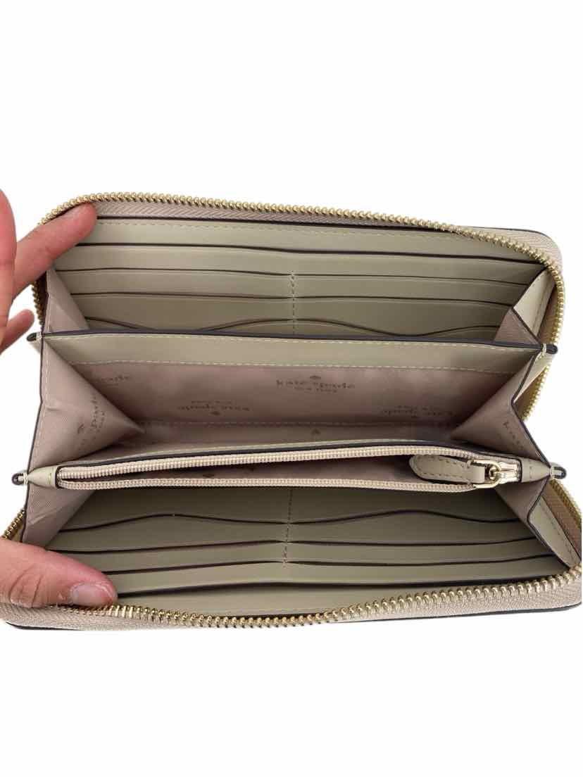 Kate Spade Ladies 9/10 Wallet