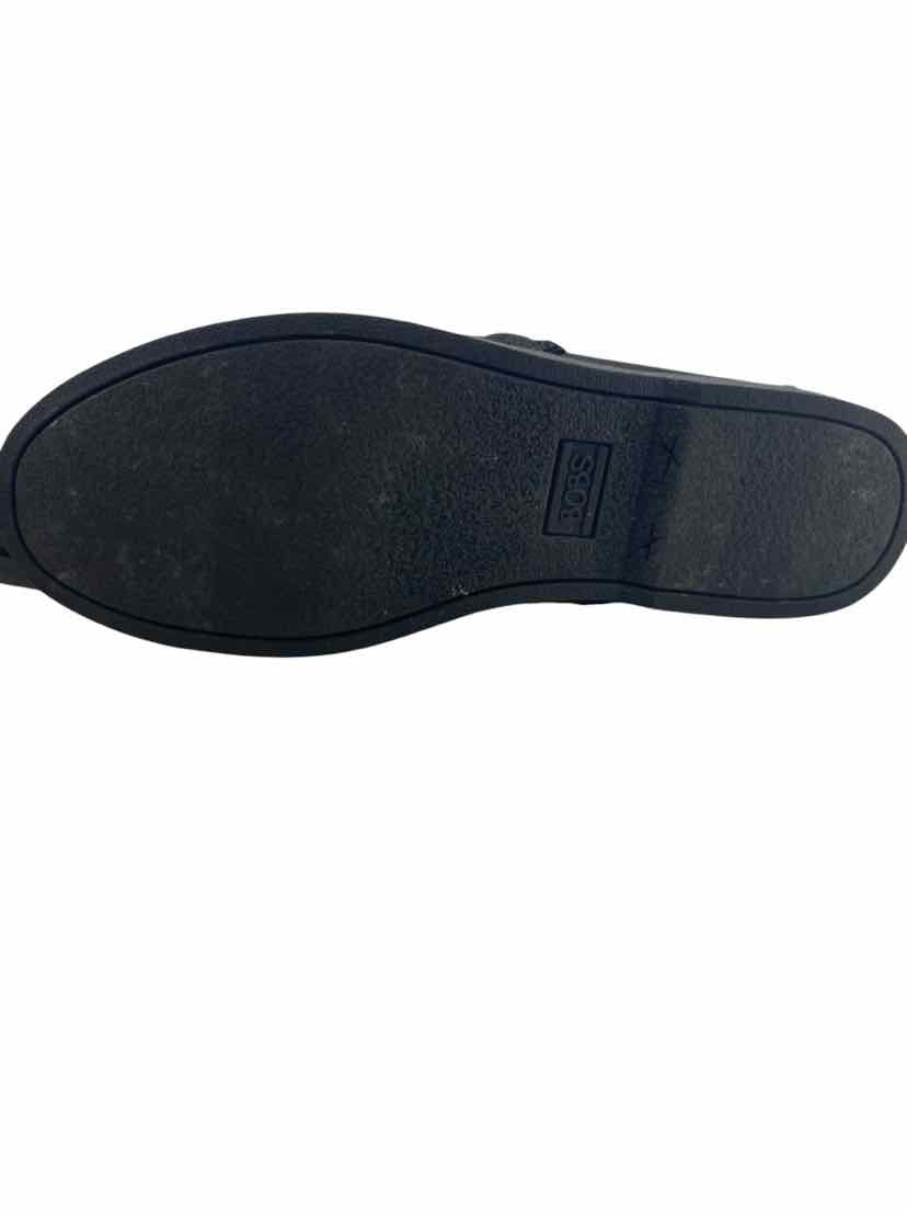Bobs Ladies Size 8 Shoes