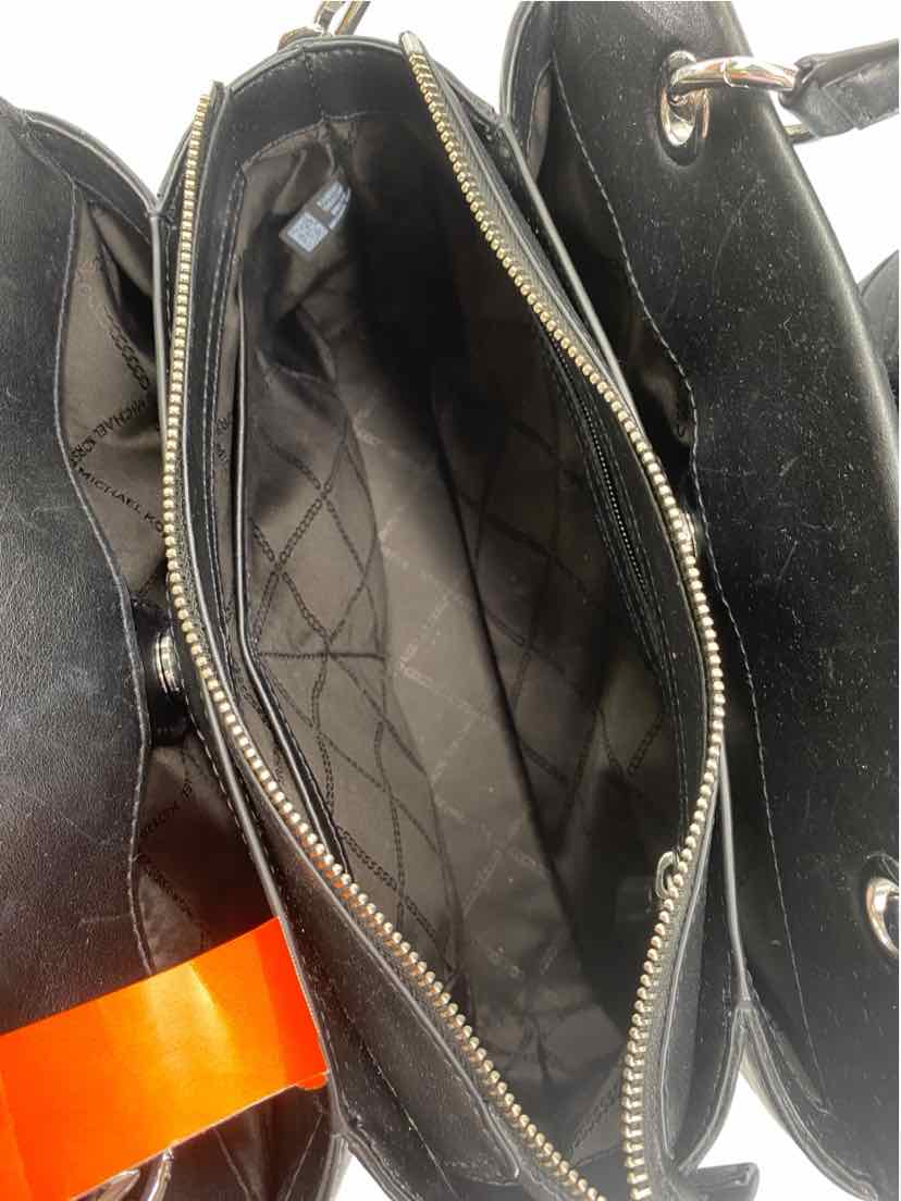 Michael Kors Ladies 8.5/10 Purse