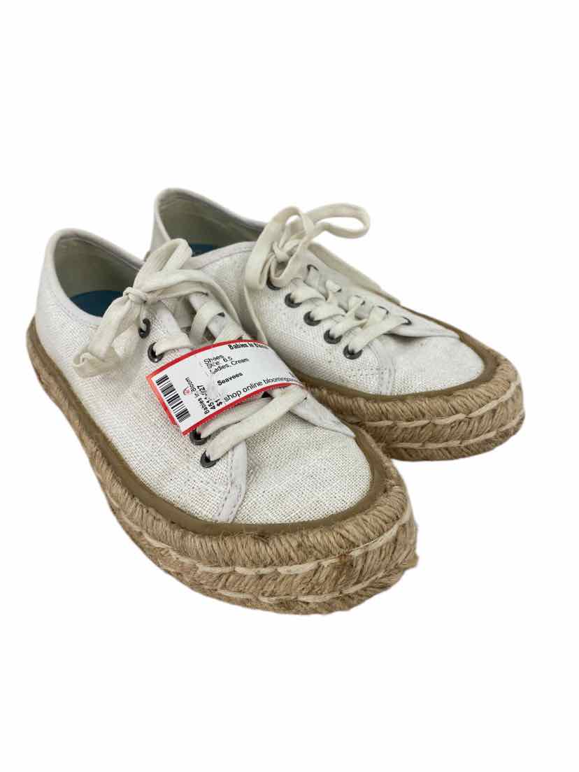 Ladies Seavees Size 6.5 Shoes