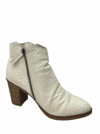 Mia Ladies Size 9 NEW Boots