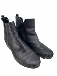 Studio Flex Ladies Size 8 Boots