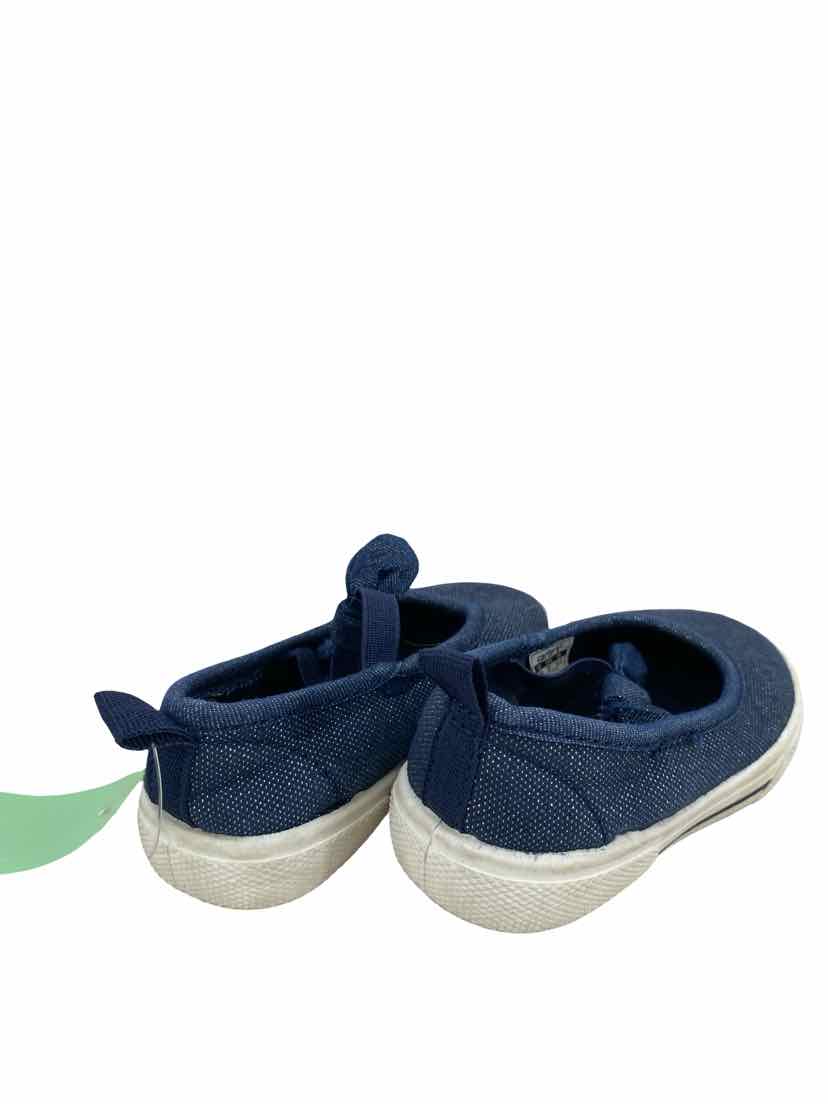 Carter's Kids Size 5 Shoes