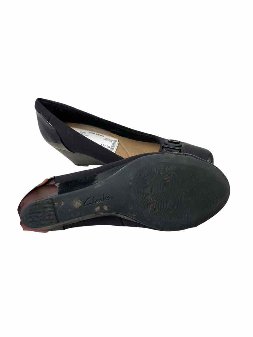 Clarks Ladies Size 9 Shoes