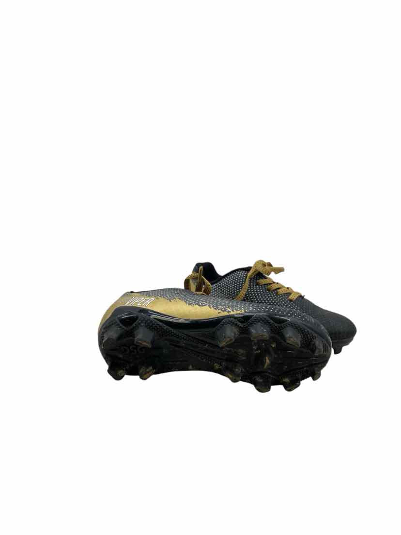 DSG Kids Size 9 Cleats