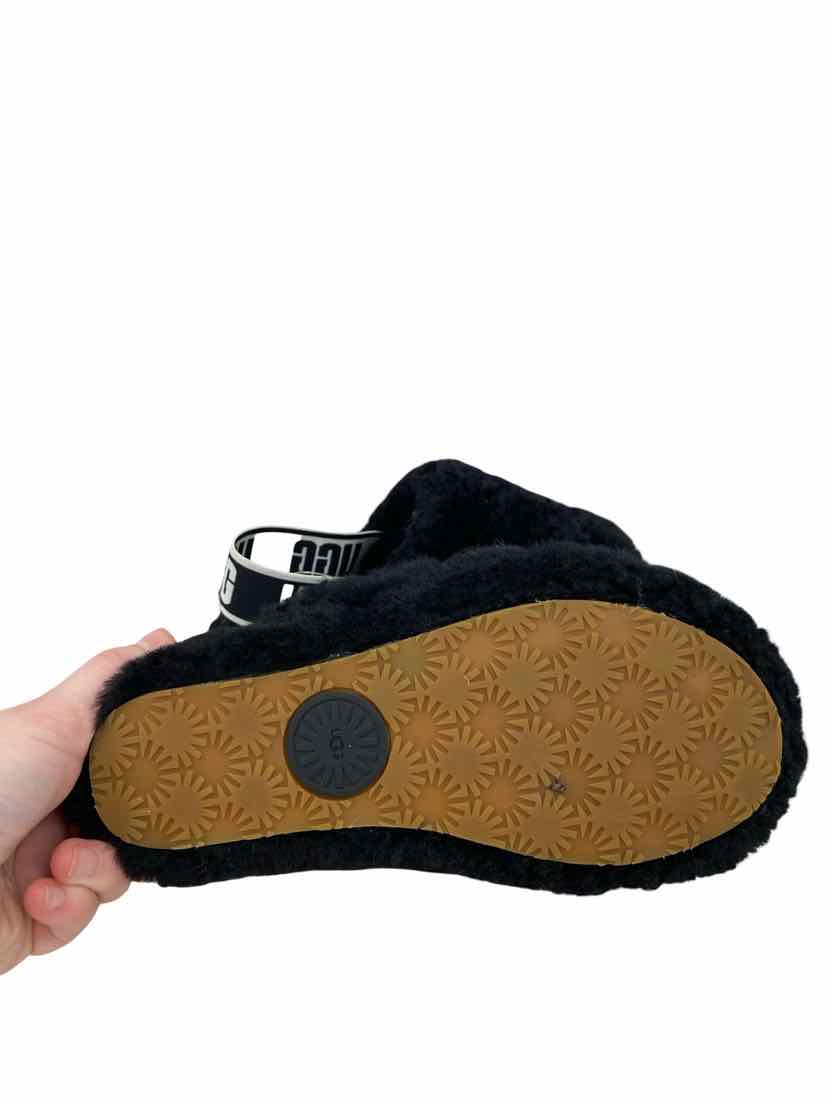 Ugg Ladies Size 5 Shoes
