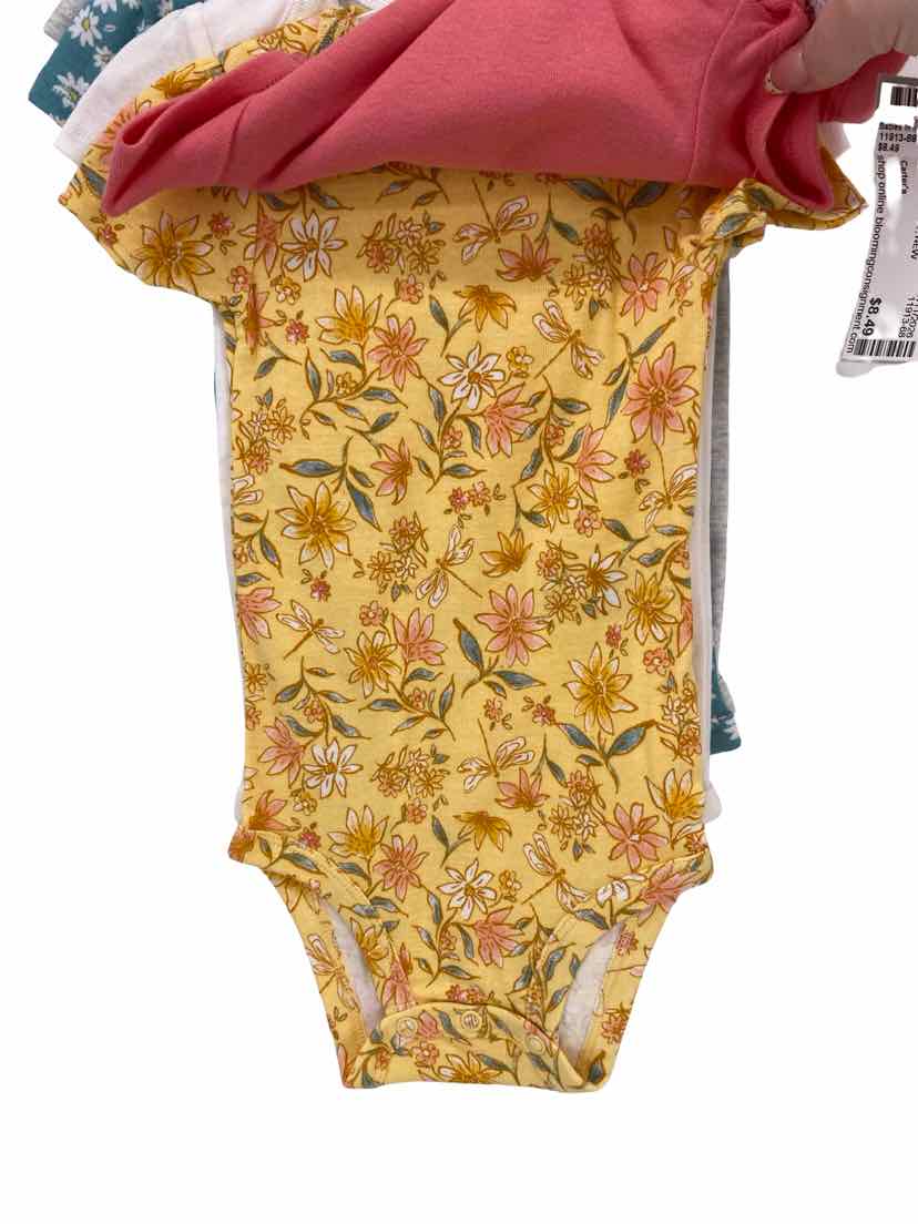 Carter's Kids Size 9m NEW 5 pc