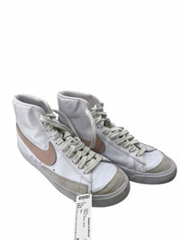 Nike Ladies Size 9.5 NEW Shoes