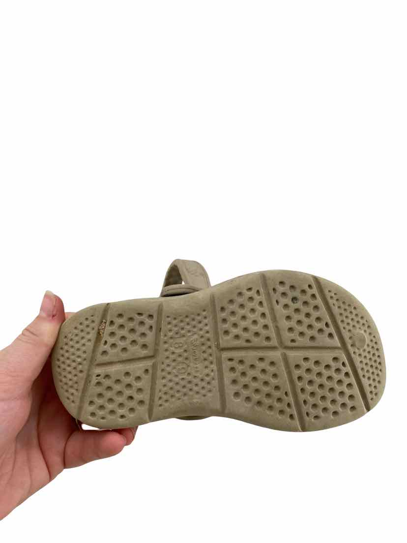 Joybees Kids Size 8/9 Shoes