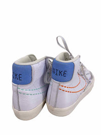 Nike Ladies Size 7 Shoes