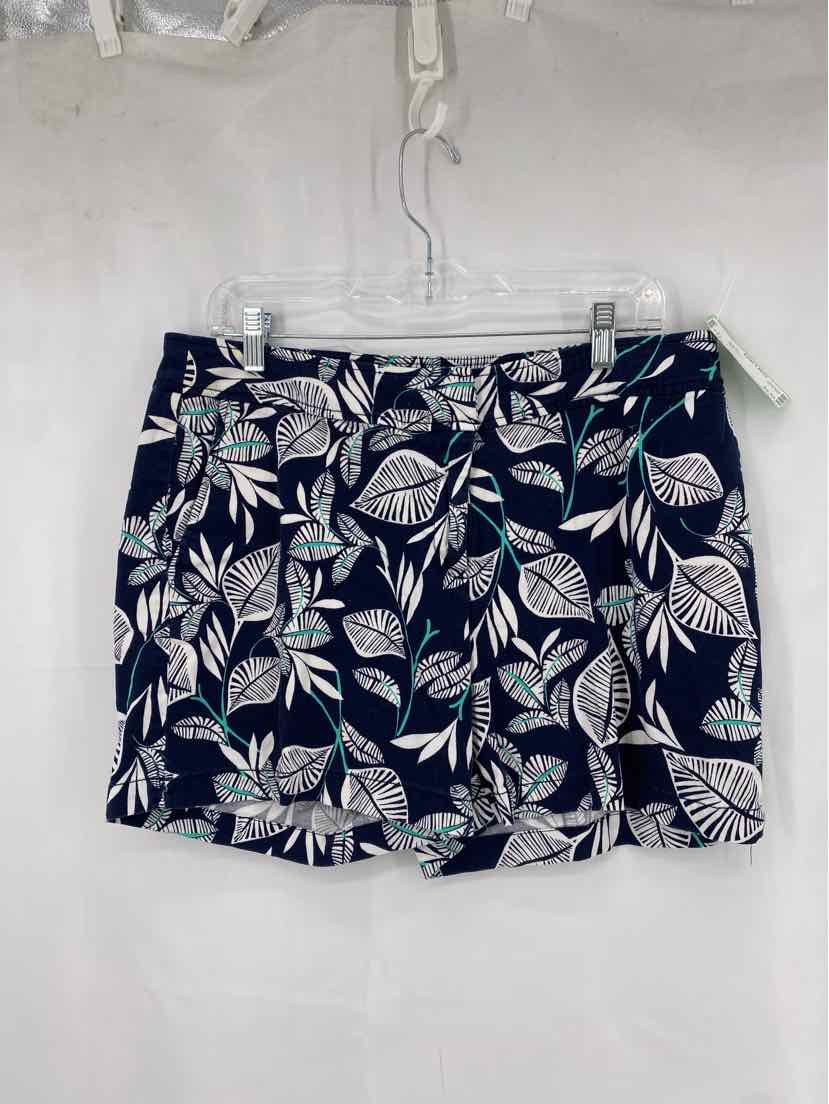 Recreation Ladies Size 10 Shorts