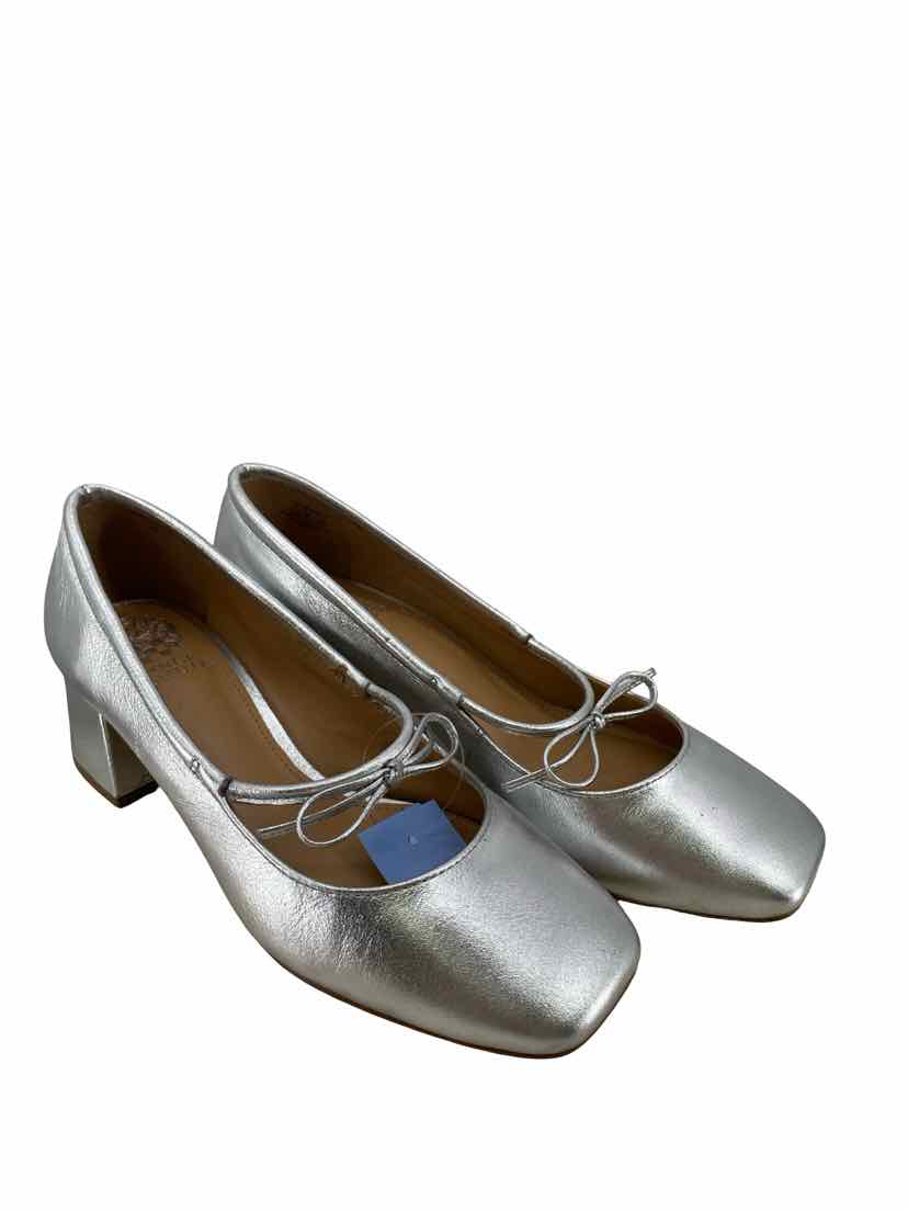 Vince Camuto Ladies Size 7.5 Shoes