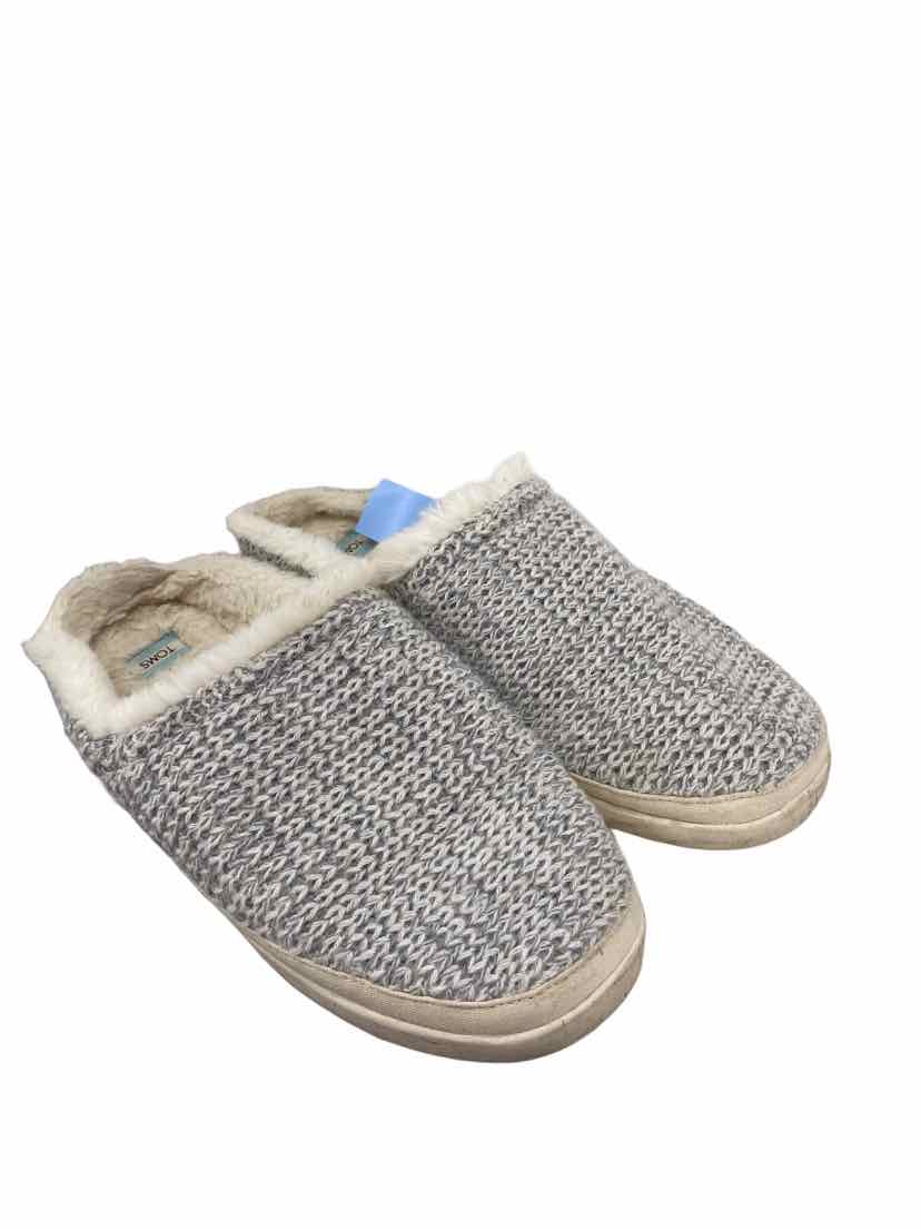 Toms Ladies Size 11 Slippers