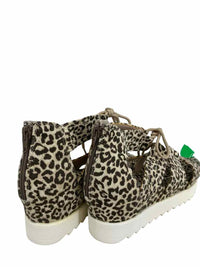 Very G Ladies Size 9.5 Shoes