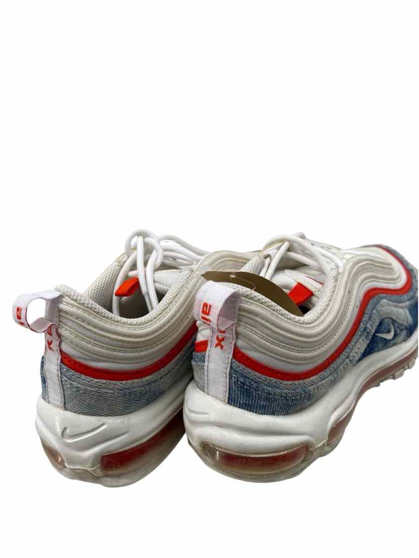 Nike Ladies Size 8 Shoes