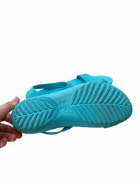 Crocs Ladies Size 8 Shoes