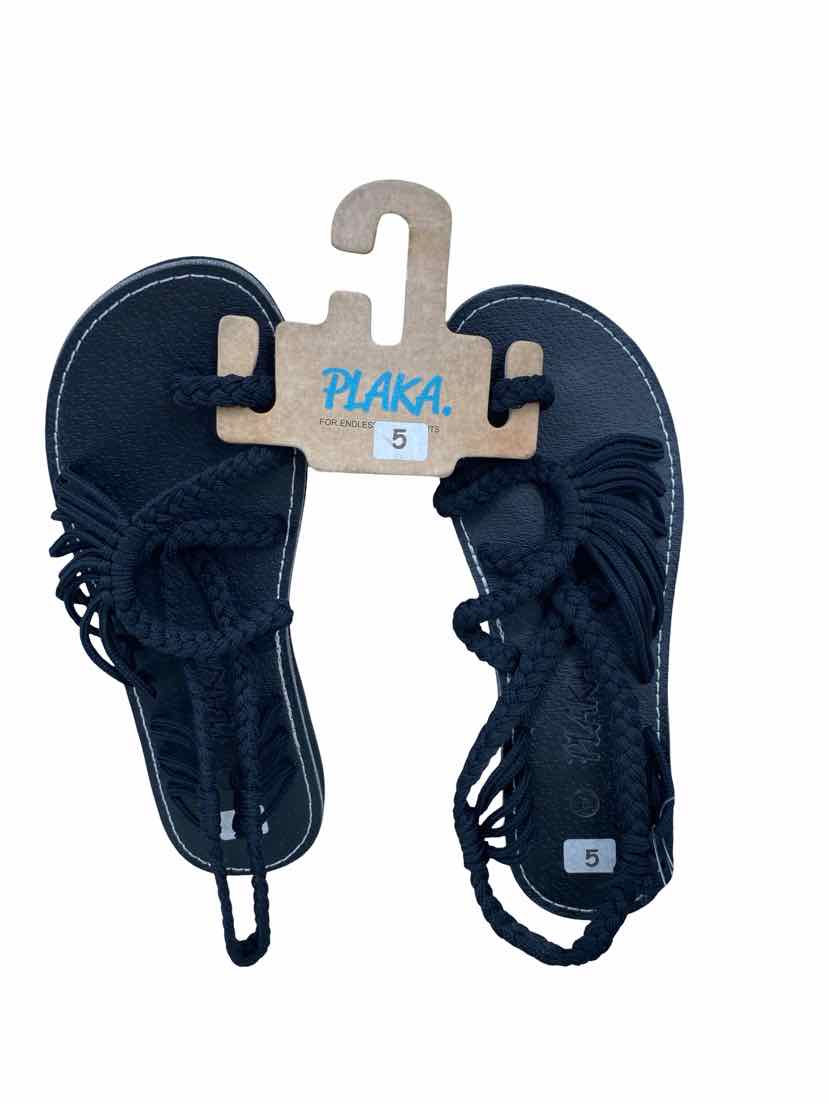 Plaka Ladies Size 5 NEW Shoes