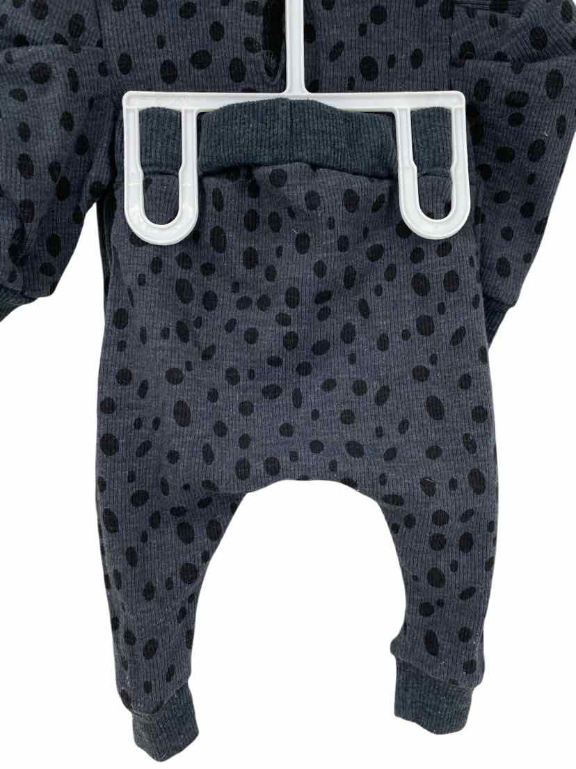 Jessica Simpson Kids Size 3/6m 2 pc