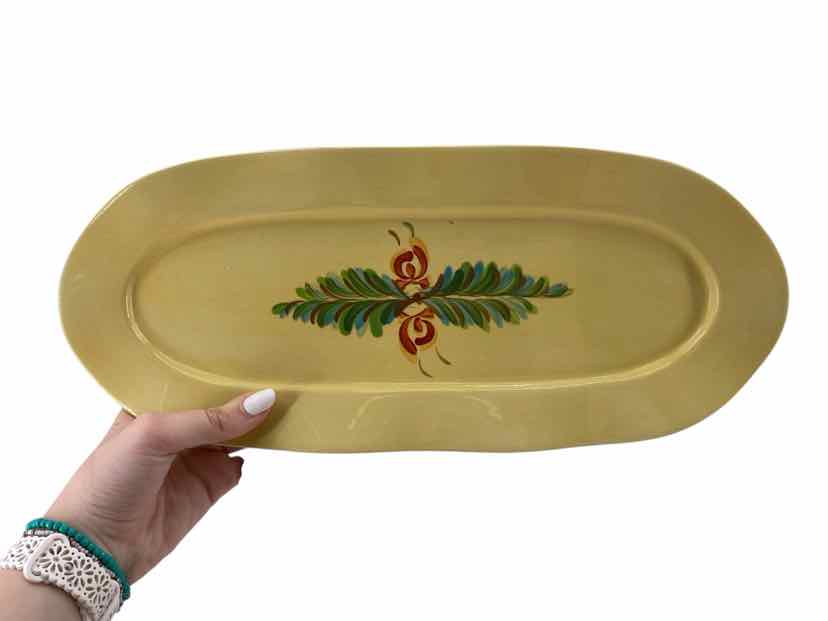 Southern Living Yellow Plate