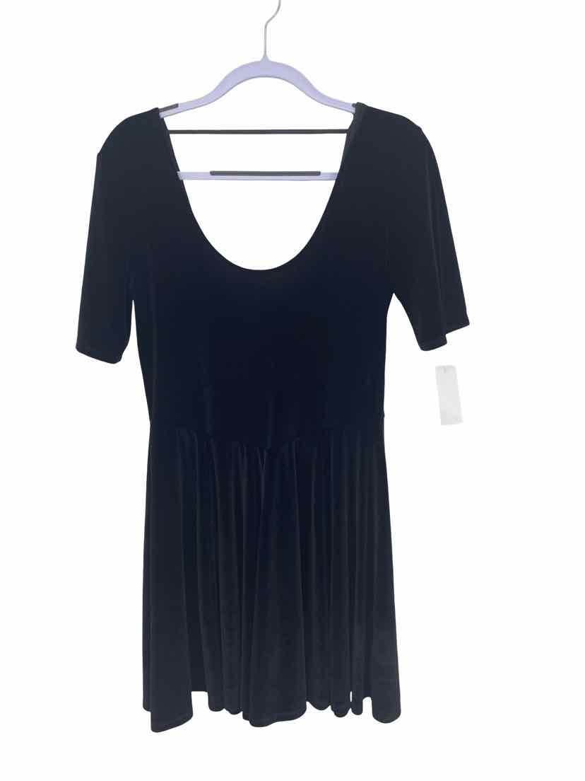 Kimchi Blue Ladies Size L Dress