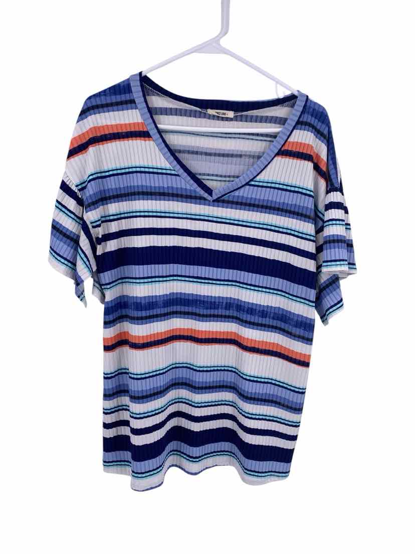 First Love Ladies Size L Shirt