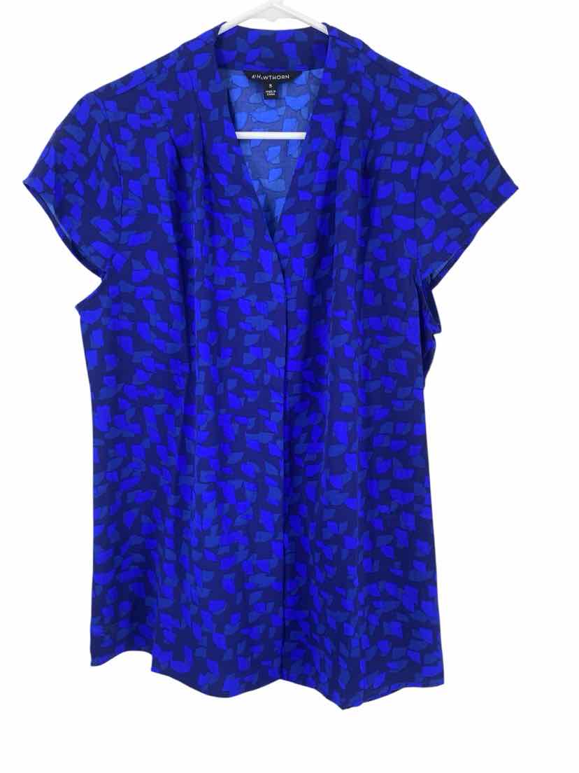 41 Hawthorn Ladies Size Medium Shirt