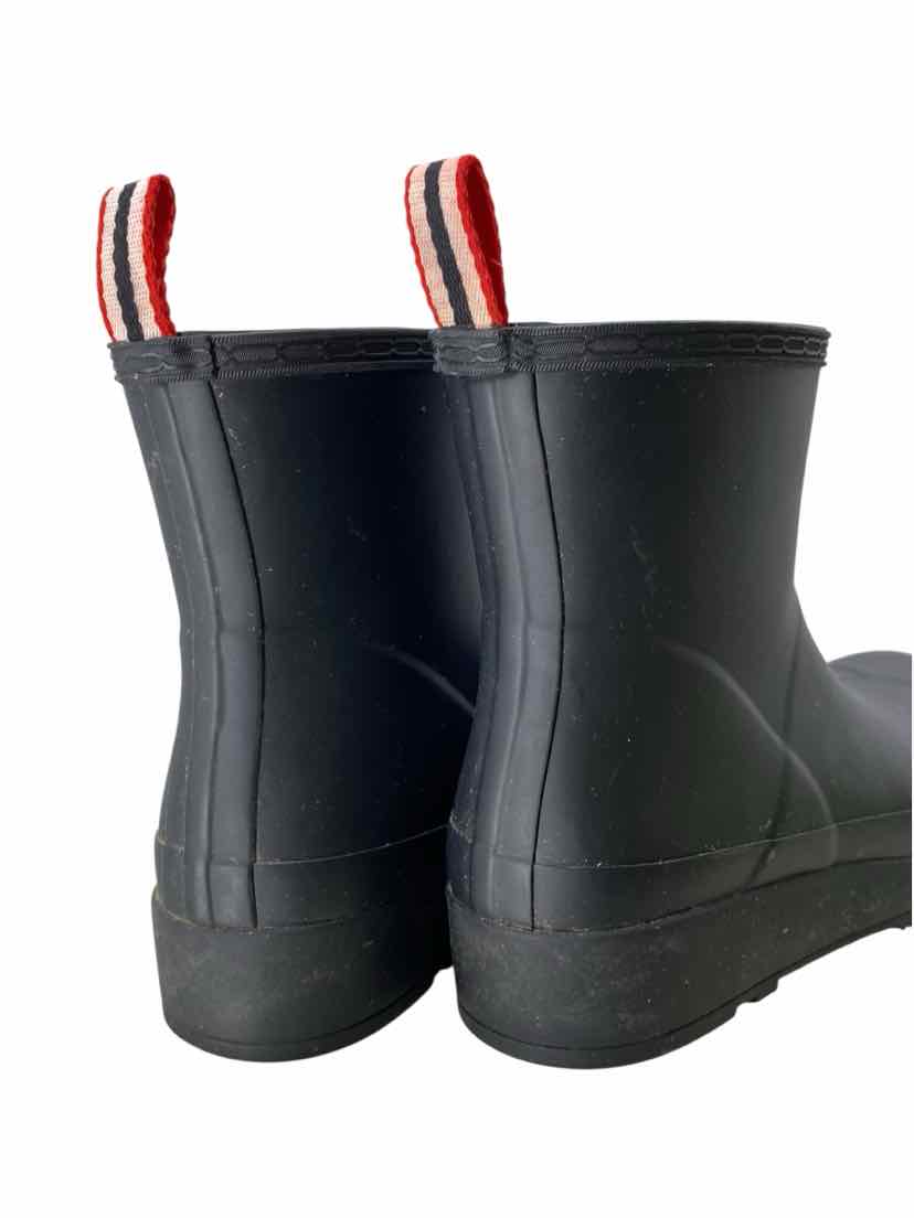 Hunter Ladies Size 9 Boots