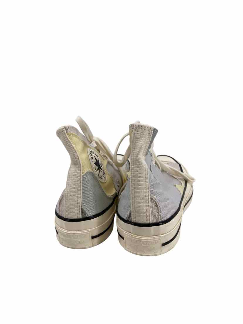 Converse Ladies Size 8 Shoes