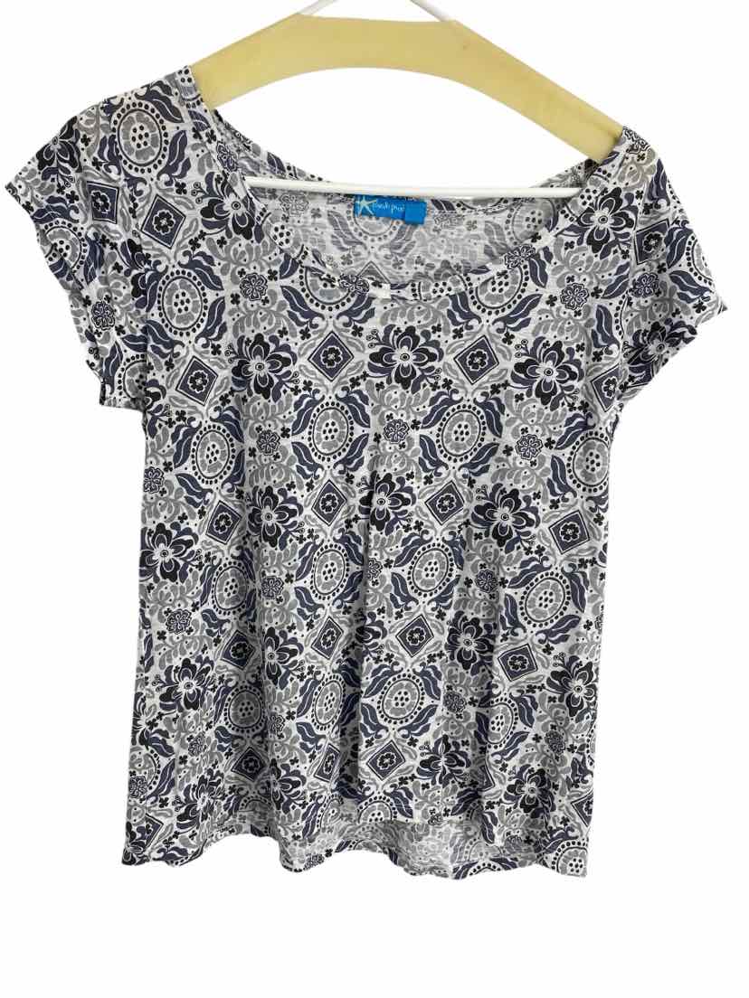 Fresh Produce Ladies Size M Shirt