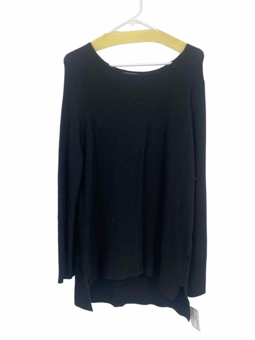 Chelsea & Theodore Ladies Size Medium Sweater