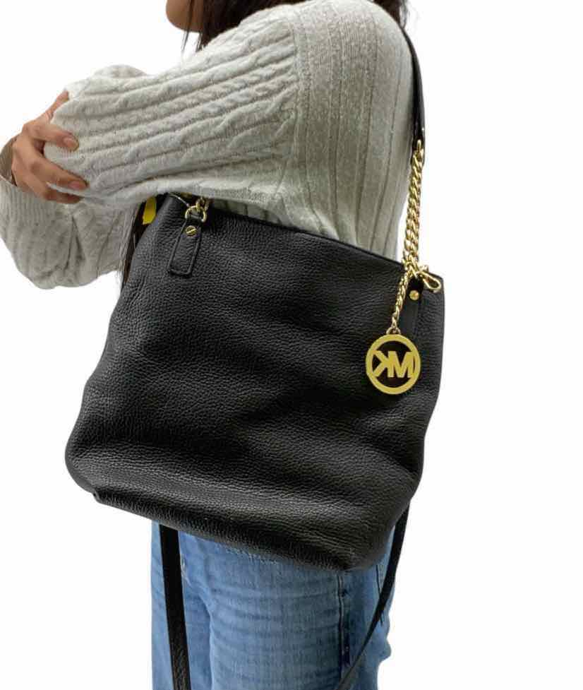 Michael Kors Ladies Pebbled Leather 9/10 Purse