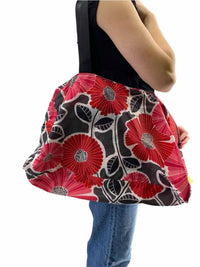 Vera Bradley Ladies Duffle Bag