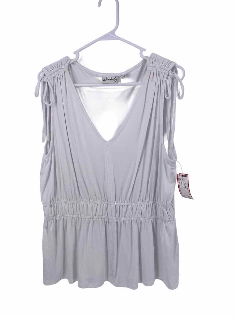Wonderly Ladies Size Large Shirt
