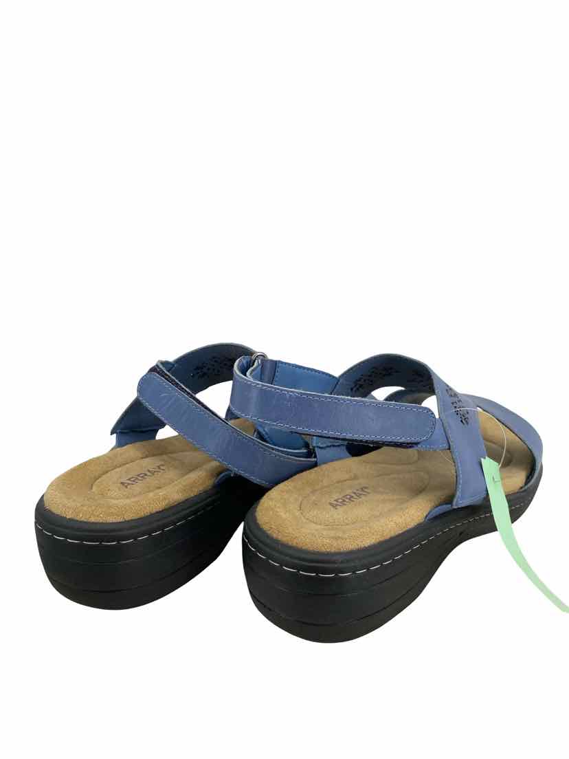 Array Ladies Size 12 Shoes