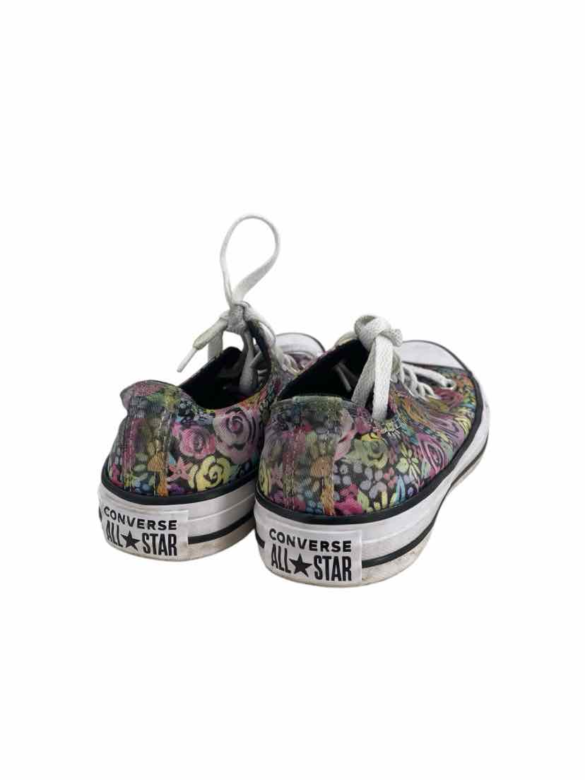 Converse Ladies Size 7 Shoes