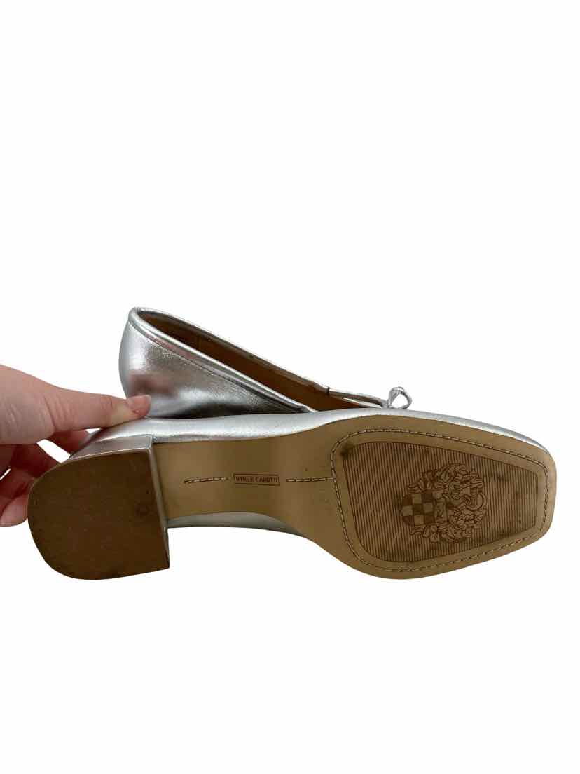 Vince Camuto Ladies Size 7.5 Shoes