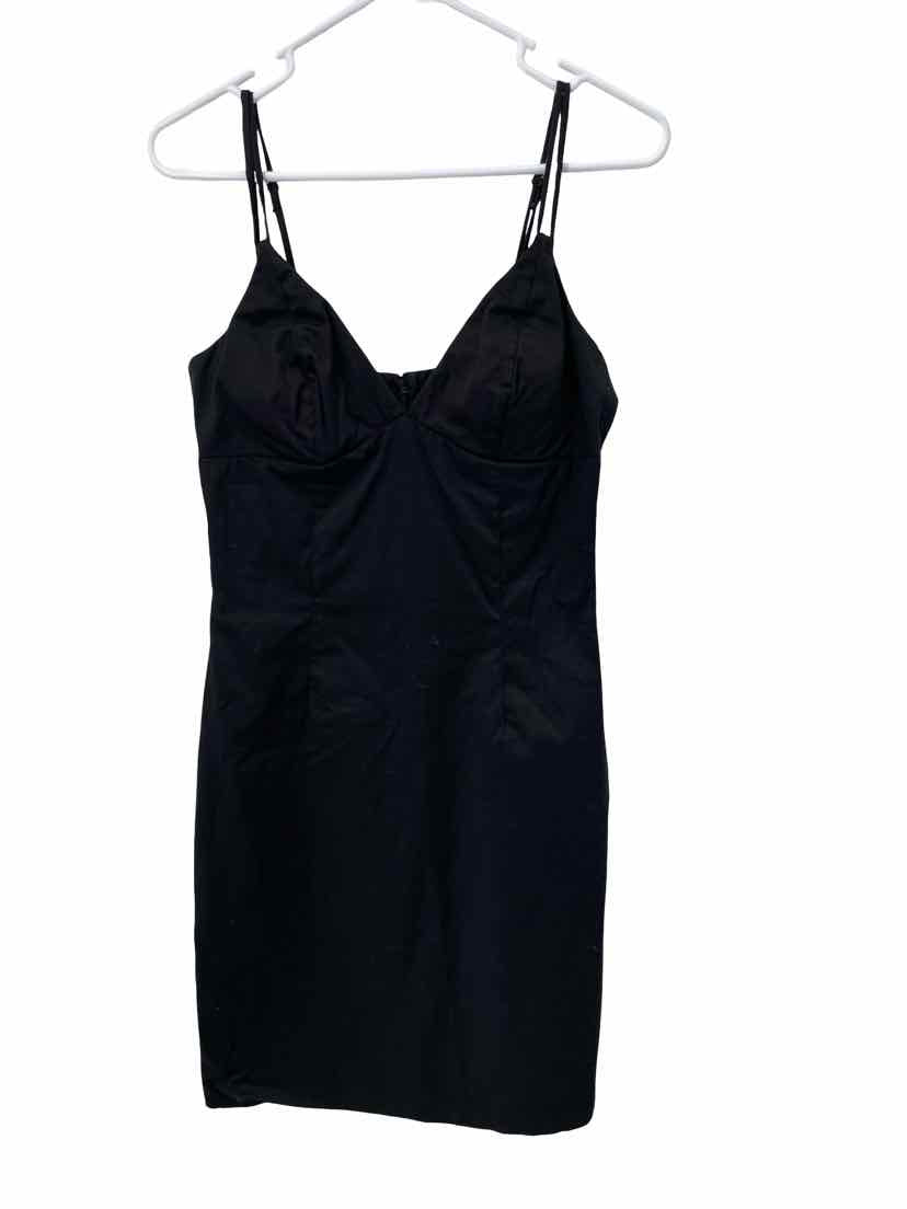 White House Black Market Ladies Size 2 Dress