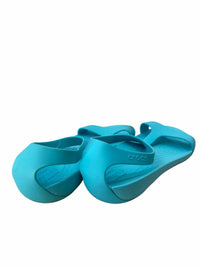 Crocs Ladies Size 8 Shoes