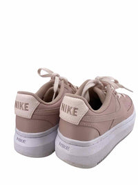 Nike Ladies Size 9.5 Shoes