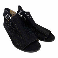 American Eagle Ladies Size 8 Shoes