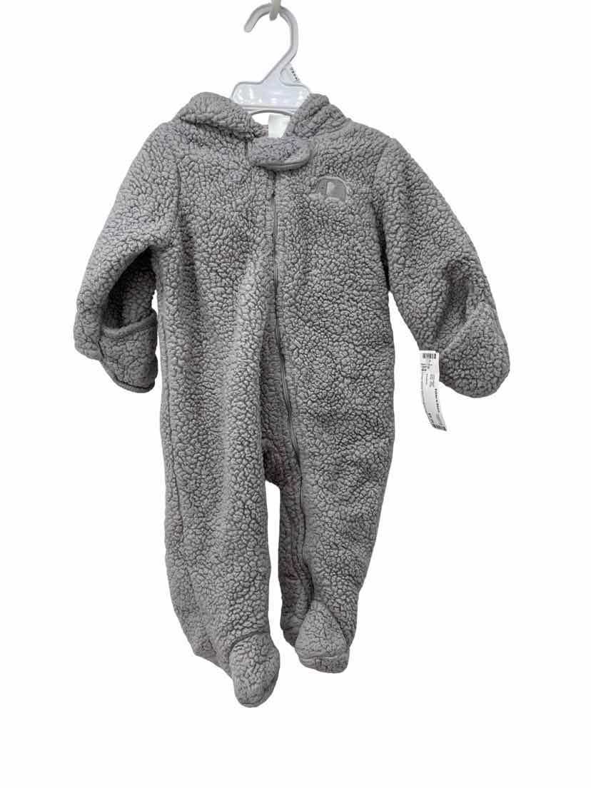 Carter's Kids Size 6m Snowsuit