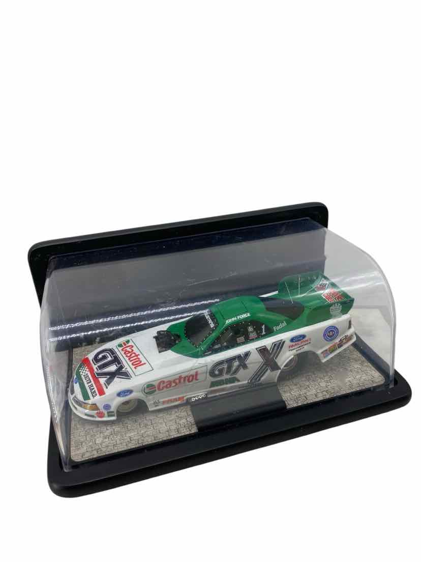 Castrol with case Car