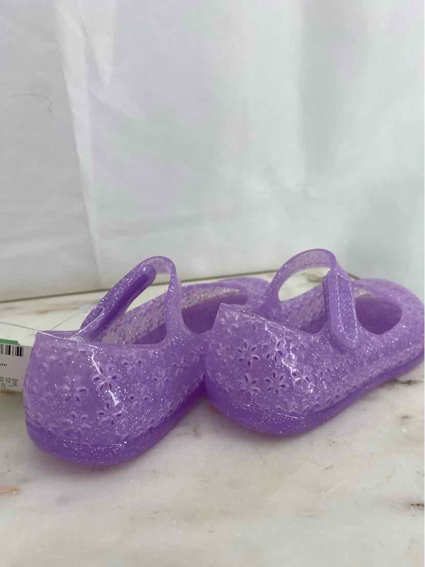 No Brand Kids Size 10 Shoes