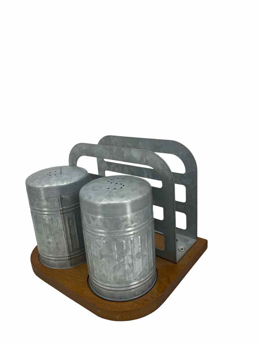 Better Homes & Gardens silver Salt & Pepper jars Kitchen Accessories