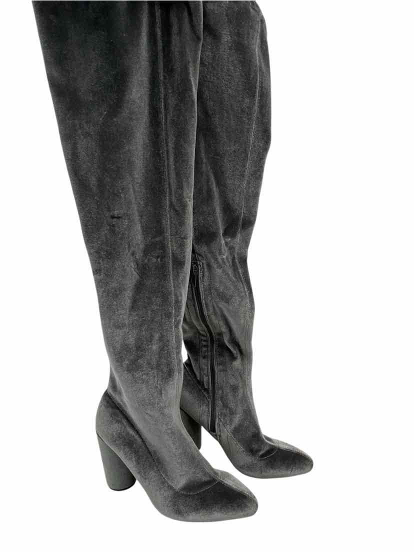 Charlotte Russe Ladies Size 7 Boots